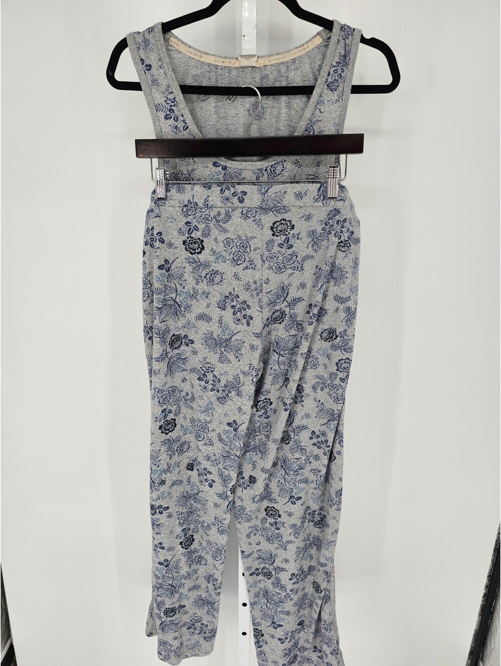 Lucky Brand Womens Sz XL Pajama Pants and Tank Top Set Gray Blue Floral